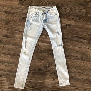 Zara Premium Wash Jeans- Size 6